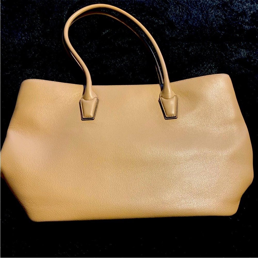 DKNY HUTTON  BEIGE WOMEN TOTE (SOLD!!!) - Picture 8 of 8